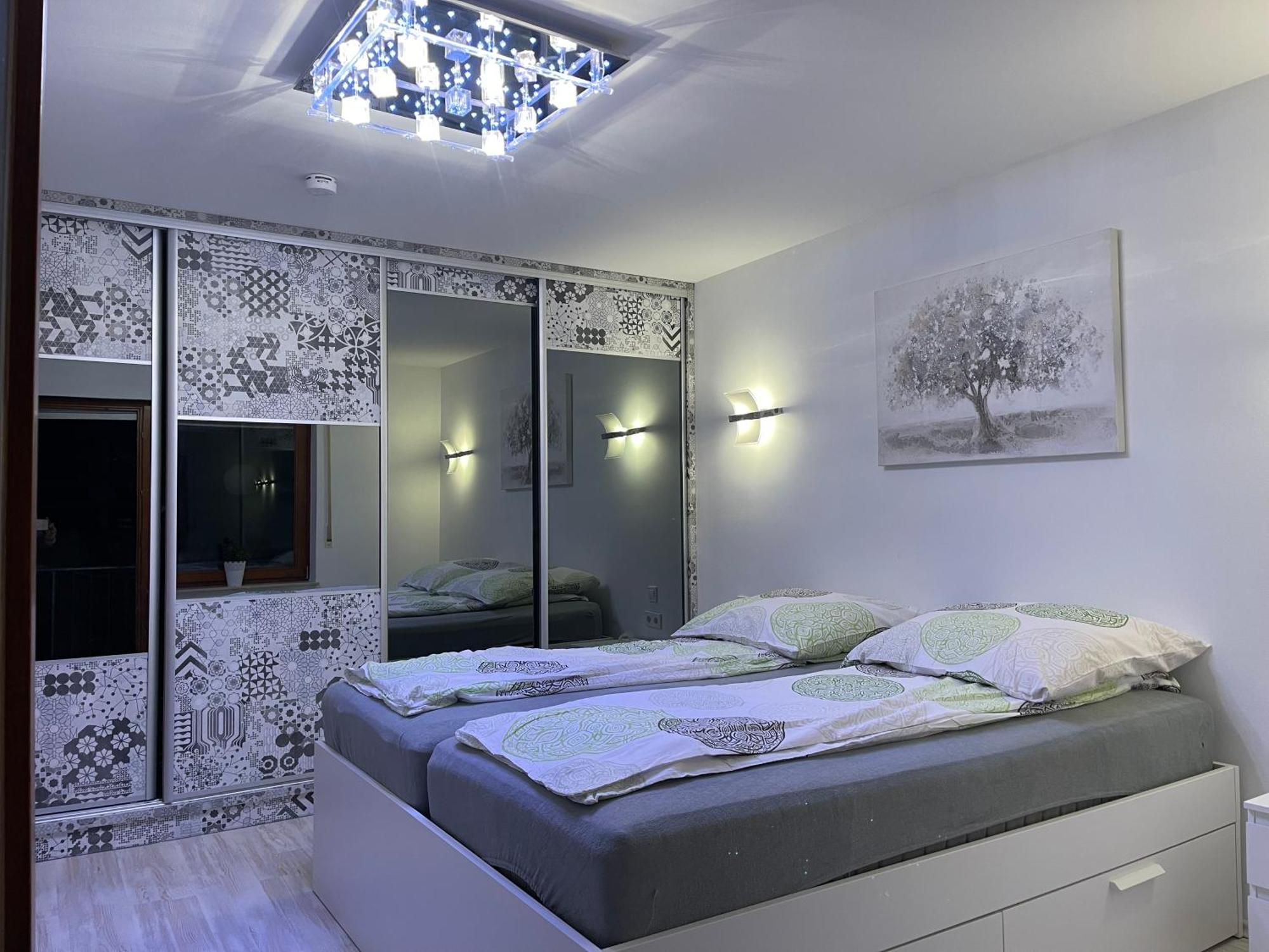 Wunderschoenes 2 Zimmer Apartment Zentrum Goldstadt Pforzheim Esterno foto