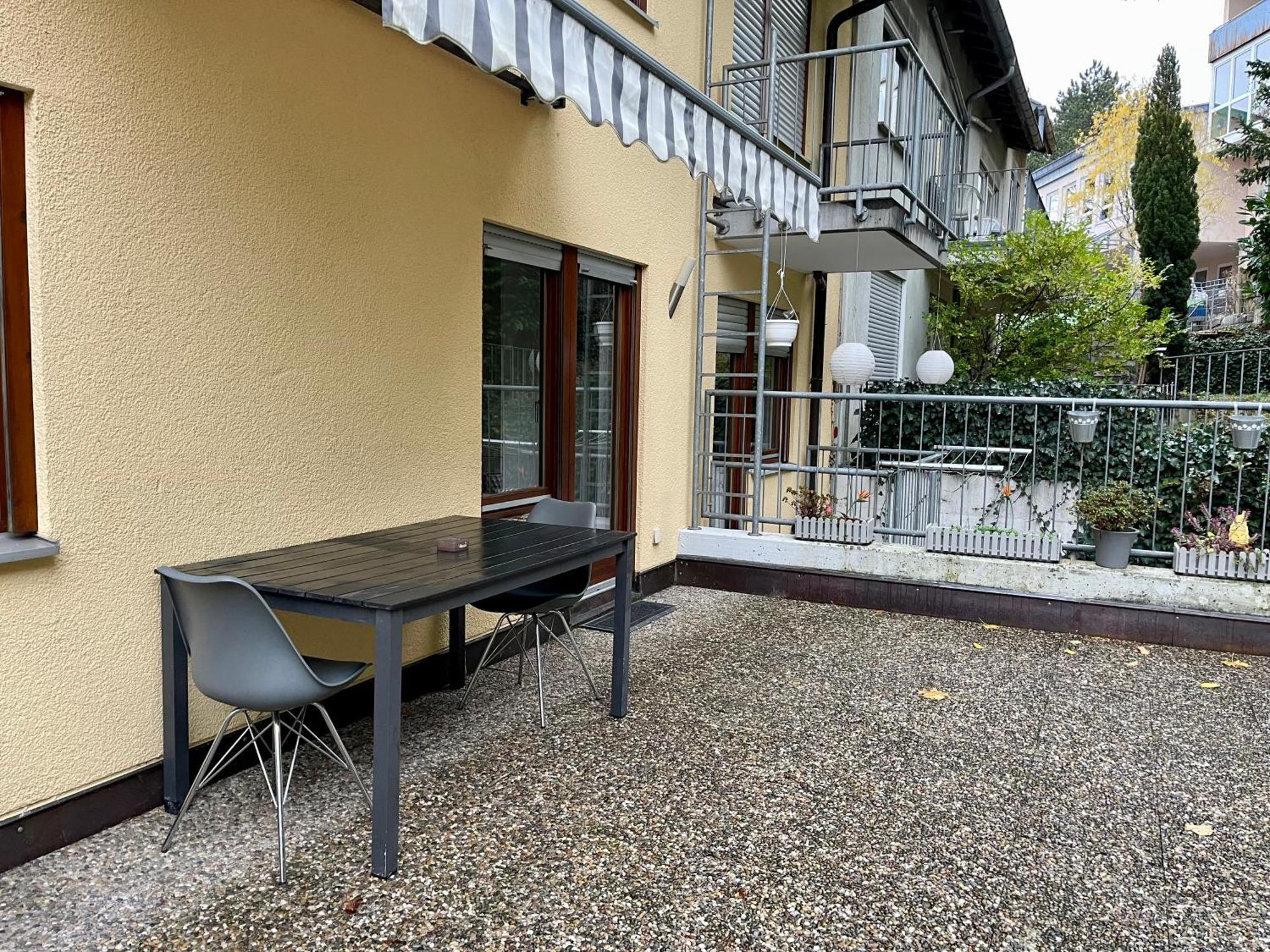 Wunderschoenes 2 Zimmer Apartment Zentrum Goldstadt Pforzheim Esterno foto
